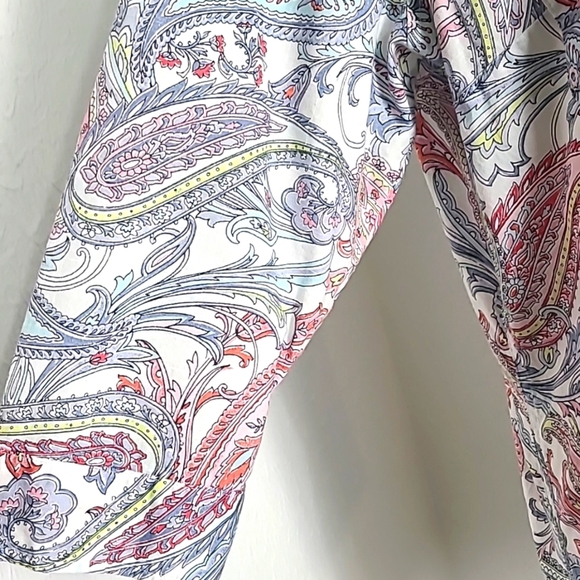 Croft & Barrow Pink, Blue & White Floral Buttondown Blouse, Size XXL - Picture 3 of 10